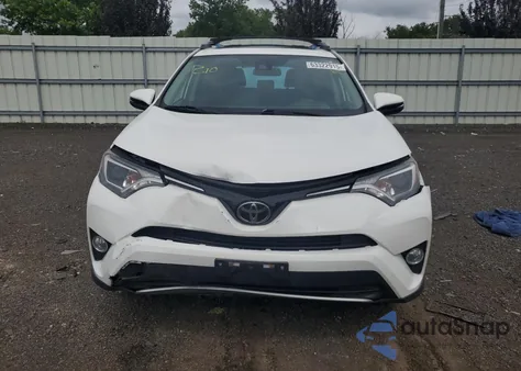 2018 Toyota Rav4 Adventure из США, поврежденный, VIN 2T3RFREV2JW853446